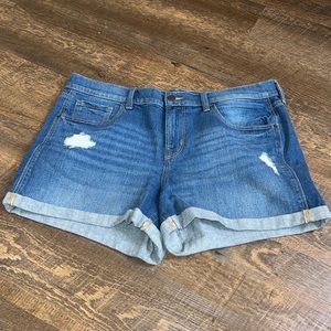 JEAN SHORTS - BOYFRIEND MID RISE SIZE 12